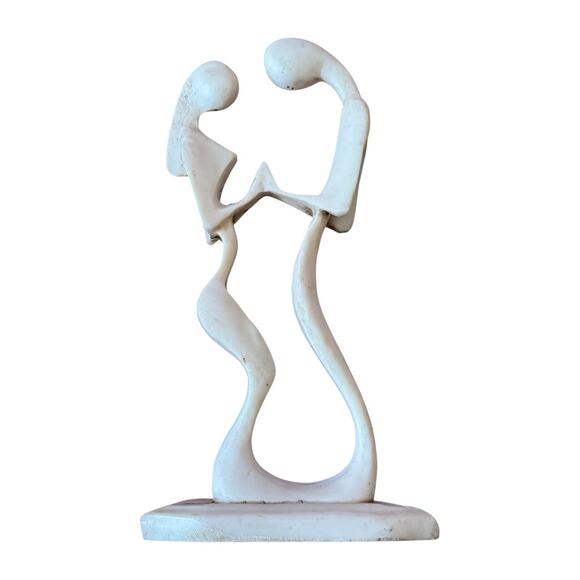 Belize Abstract Sculpture Couple Statue Modernist Souvenir Embrace Figure Decor - Picture 8 of 9